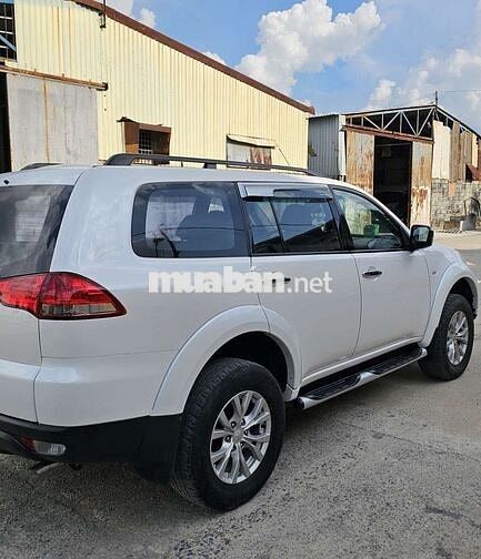 Mitsubishi Pajero Sport 2016 Trắng