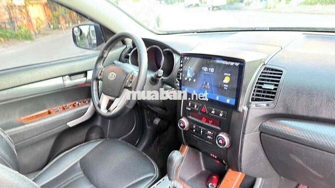 Kia Sorento 2012 Tự động Đen