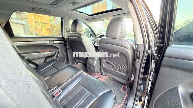 Kia Sorento 2012 Tự động Đen