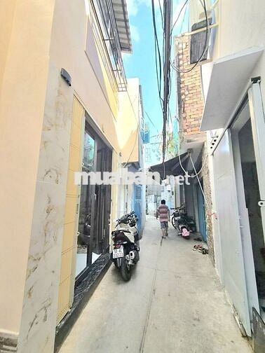 Nhà đẹp giành cho vợ chồng mới cưới - 3 tỷ hơn xíu - 2pn 2wc - Quận 8
