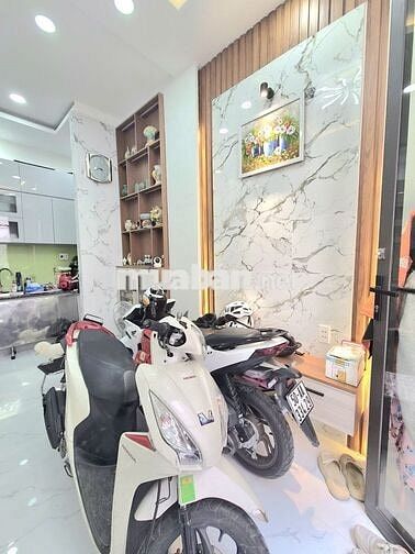 Nhà đẹp giành cho vợ chồng mới cưới - 3 tỷ hơn xíu - 2pn 2wc - Quận 8