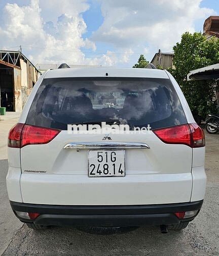 Mitsubishi Pajero Sport 2016 Trắng
