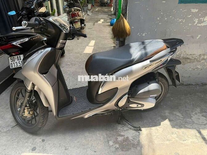 Honda SH Mode 2023 Bạc 4000 km