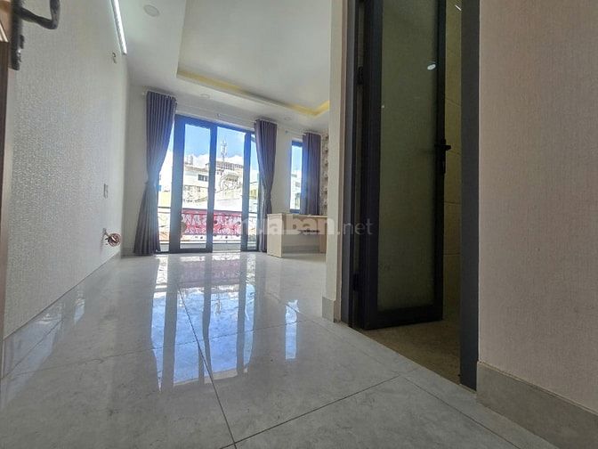 NGỘP BANK GIẢM 1 TỶ- Bán nhà Trường CHinh- 4x14- 5 tầng- 5PN, 6WC MỚI