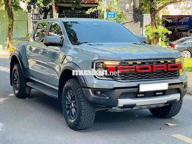 Ford Raptor 2025 Xám xe đi lướt, bán tại hãng Ford