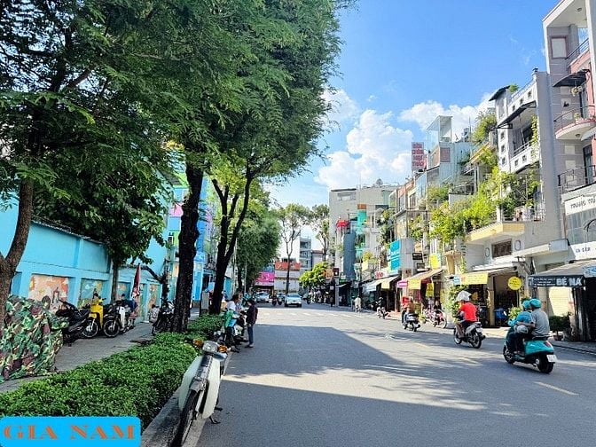 BÁN NHÀ MẶT TIỀN KINH DOANH : 578 SƯ VẠN HẠNH - P. 10 - Q. 10 - TPHCM
