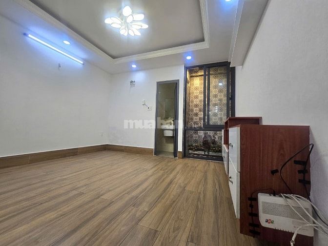 NGỘP BANK GIẢM 1 TỶ- Bán nhà Trường CHinh- 4x14- 5 tầng- 5PN, 6WC MỚI