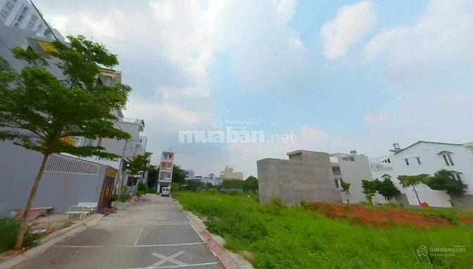 Bán lô Đường Vườn Lài, full thổ cư 80m2, ngay Cầu An Phú Đông, SHR