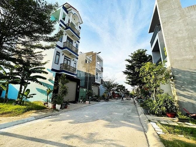 Bán lô Đường Vườn Lài, full thổ cư 80m2, ngay Cầu An Phú Đông, SHR