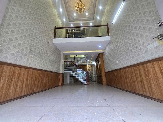 NGỘP BANK GIẢM 1 TỶ- Bán nhà Trường CHinh- 4x14- 5 tầng- 5PN, 6WC MỚI