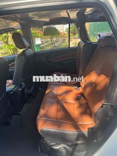 Toyota Innova 2018 Số sàn Trắng
