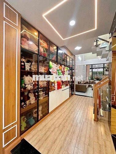 Bán nhà 5 tầng siêu đẹp Hương lộ 2 Bình Tân dt 4x24m giá 8,9 tỷ.