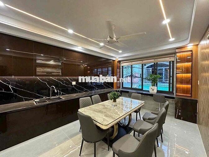 Bán nhà 5 tầng siêu đẹp Hương lộ 2 Bình Tân dt 4x24m giá 8,9 tỷ.