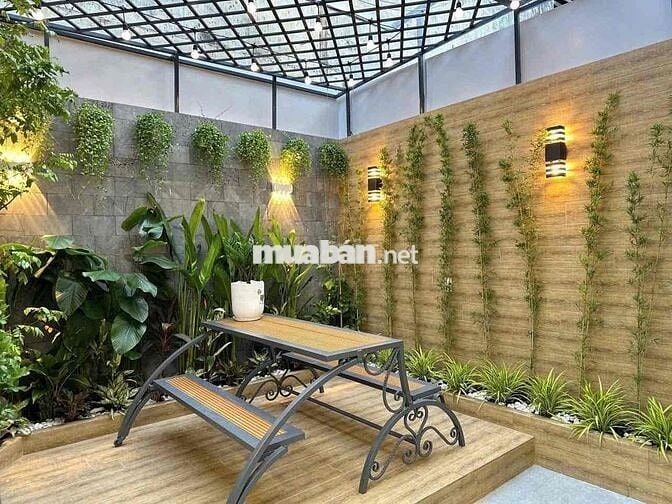 Bán nhà 5 tầng siêu đẹp Hương lộ 2 Bình Tân dt 4x24m giá 8,9 tỷ.