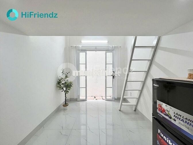 1 trệt 1 gác lửng có nội thất giá rẻ ngay gần Lotte và cầu kênh tẻ q7
