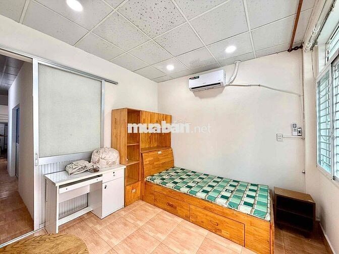 Siêu Rẻ!! 2PN 6tr5/tháng Ngay Hồ Bá Kiện CV Lê Thị Riêng Quận 10