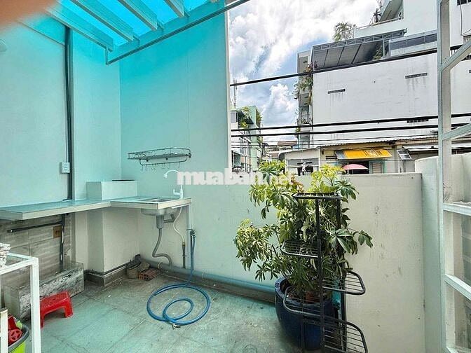 Siêu Rẻ!! 2PN 6tr5/tháng Ngay Hồ Bá Kiện CV Lê Thị Riêng Quận 10