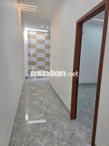 CẦN BÁN GẤP NHÀ  giá 950 triệu  – QL1A, TÂN LONG , TÂN NHỰT, 7