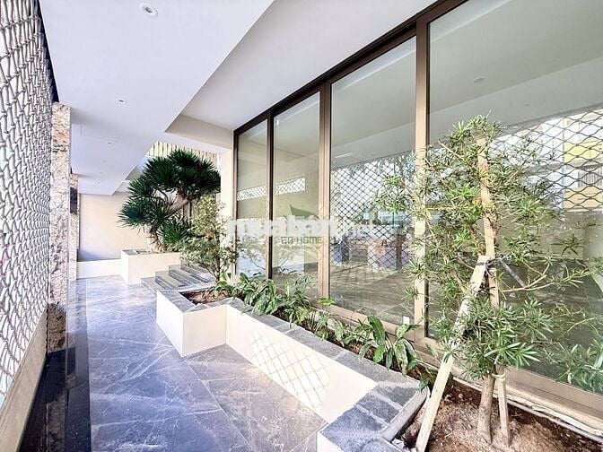 CHO THUÊ MẶT BẰNG 2 TẦNG SIÊU RỘNG 750M2 NGANG 15M GIÁ 100 TRIỆU/THÁNG