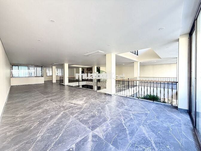 CHO THUÊ MẶT BẰNG 2 TẦNG SIÊU RỘNG 750M2 NGANG 15M GIÁ 100 TRIỆU/THÁNG