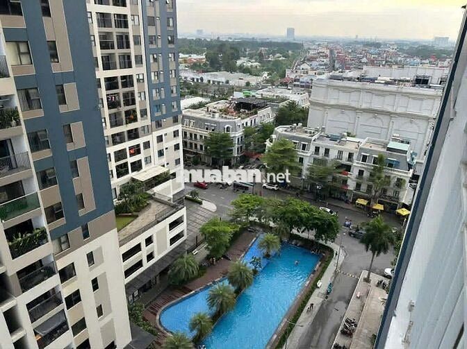 Cần bán chung cư Charm Plaza ngay Vincom Dĩ An 72m2 2PN 1WC