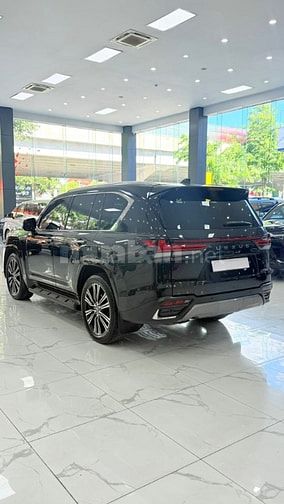 Bán Lexus LX600 Urban 7 chỗ sản xuất 2025