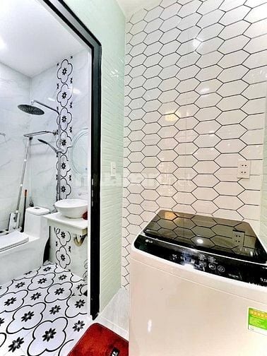 Chính chủ bán gấp nhà Kinh Dương Vương, Quận 6. Giá 3,3 tỷ, 51m2, HXH