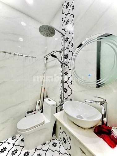 Chính chủ bán gấp nhà Kinh Dương Vương, Quận 6. Giá 3,3 tỷ, 51m2, HXH