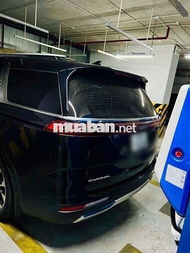 KIA CARNIVAL SIGNATURE BẢN MÁY DẦU - ODO 48.000KM