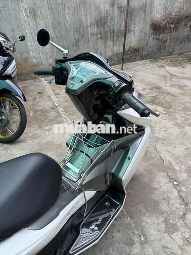 Honda Air Blade Trắng bạc