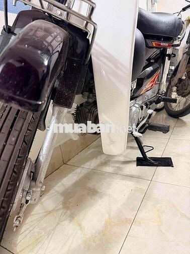 Honda Dream Thái Đen trắng