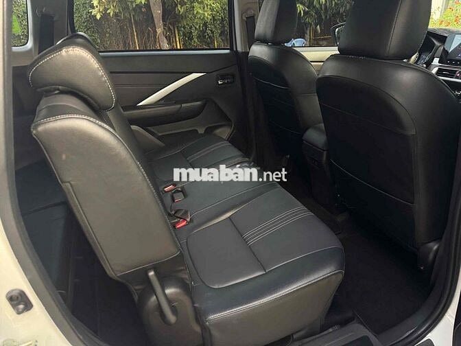 Mitsubishi Xpander 7 chỗ Trắng