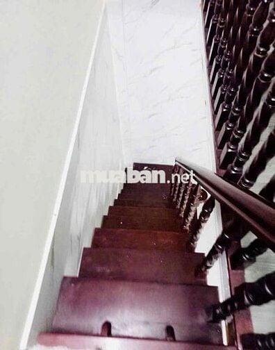 cho thuê nhà nguyên căn 1 trệt 1 lầu