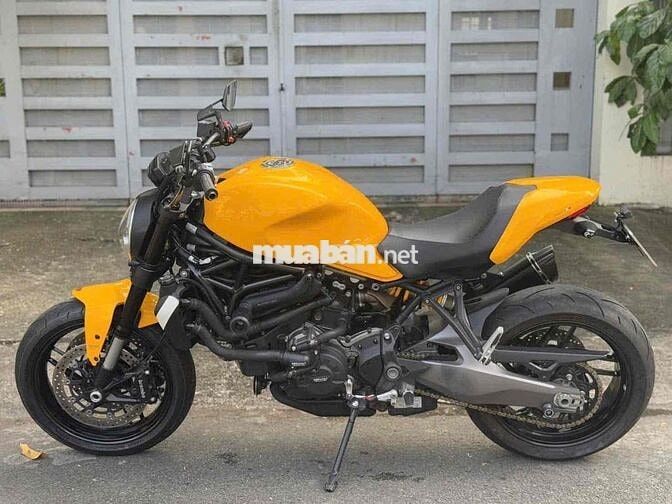 Ducati Monster 821 2020 Vàng 19000km