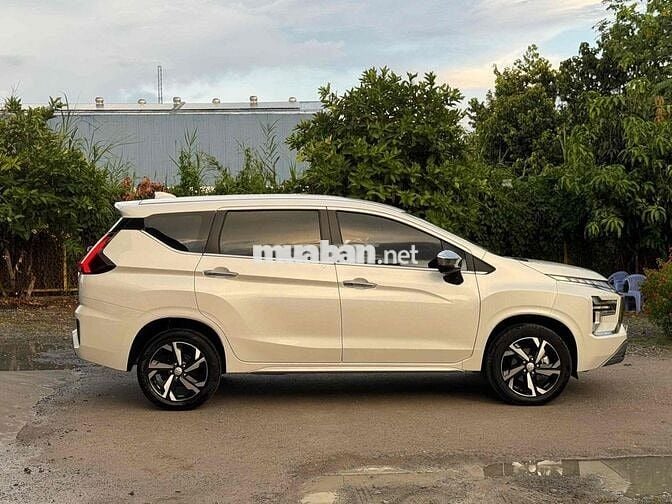 Mitsubishi Xpander Premium AT 2025