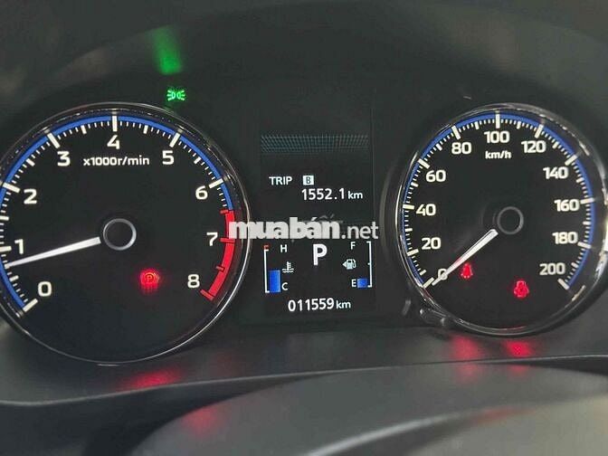 Mitsubishi Xpander Premium AT 2025