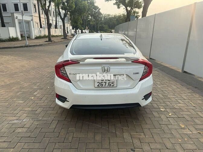 Honda Civic 2016 Trắng 73.000 km