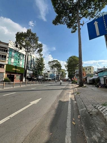 BÁN MẶT TIỀN  ĐÔI ĐƯỜNG 3/2, P.16, QUẬN 11
