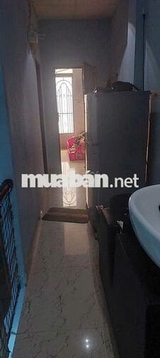 Cho thuê nhà 3pn hẻm xe tải đường Nguyễn Xuân Khoát, quận Tân Phú 