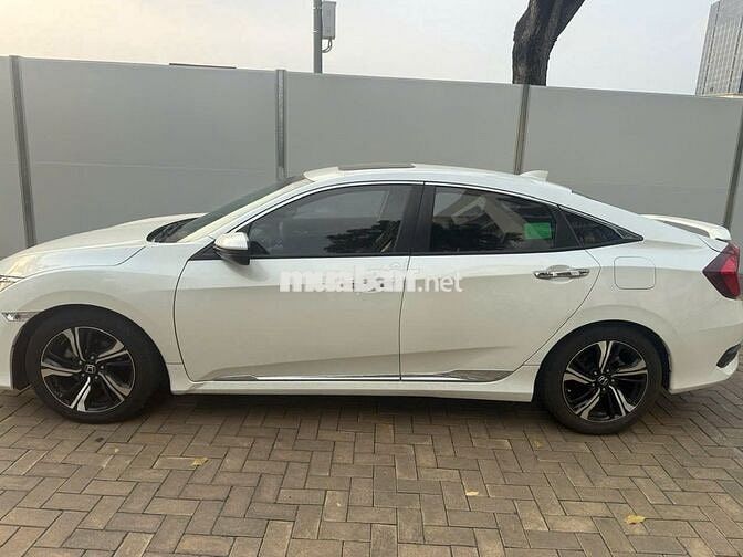 Honda Civic 2016 Trắng 73.000 km