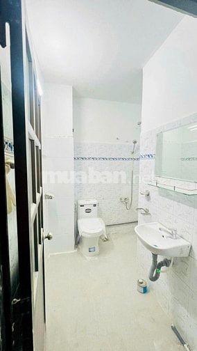 Bán nhà 48m², 5 lầu hẻm xe hơi, khai thác dòng tiền 30tr/tháng