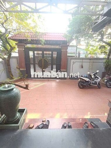 NHÀ BIỆT THỰ 5PN NGAY ĐƯỜNG 11-TRƯỜNG THỌ NGAY ĐẶNG VĂN BI CHỢ THỦ ĐỨC