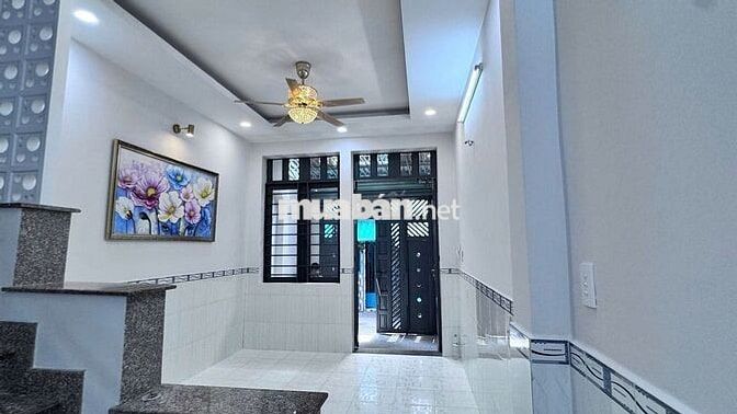 Cho thuê nhà 2pn hẻm ba gác đường Huỳnh Văn Chính, quận Tân Phú 