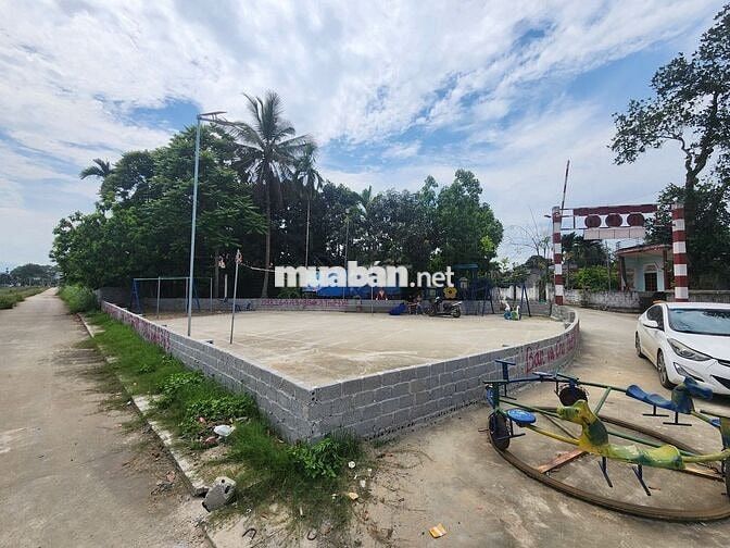 Bán đất full thổ 171 m2 3 mặt tiền, đo thực tế gần 300 m2