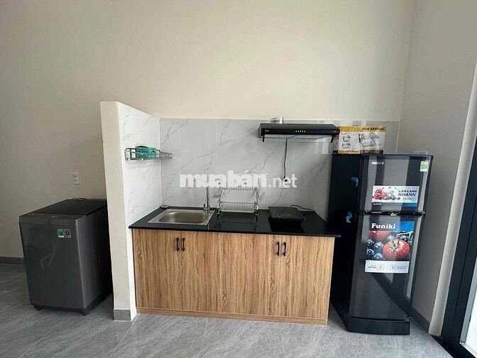 Cho thuê Phòng mặt tiền gần FPT Plaza2