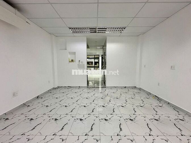 Cho thuê trệt 5x20m Vạn Phúc City - sàn trống đẹp - giá 13,5 triệu
