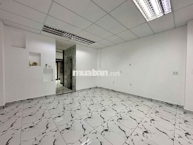 Cho thuê trệt 5x20m Vạn Phúc City - sàn trống đẹp - giá 13,5 triệu