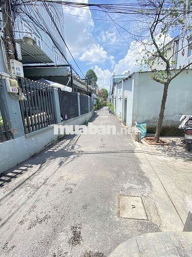 Nhà Góc 2 Mặt Tiền Sau Lưng Chợ Linh Xuân – Hẻm Xe Hơi – 61m² – Nhà Mớ