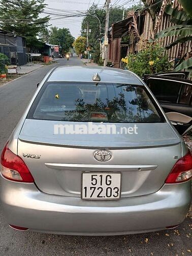 Toyota Vios 2010 Xe Gia Đình Đang Đi .