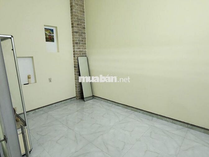 Cho thuê nhà 19/19 Trung Lang DT 4,3m x 19m , 1 trệt 1 lầu 4 phòng ngủ
